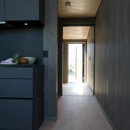 Brand New By The Sea In Tatil Evi