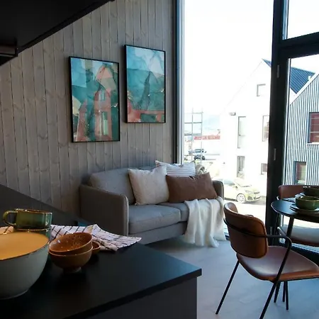 Tatil Evi Brand New By The Sea In *